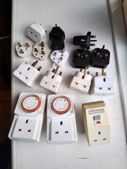 Photo of free Electrical Items (Heaton BD9) #2