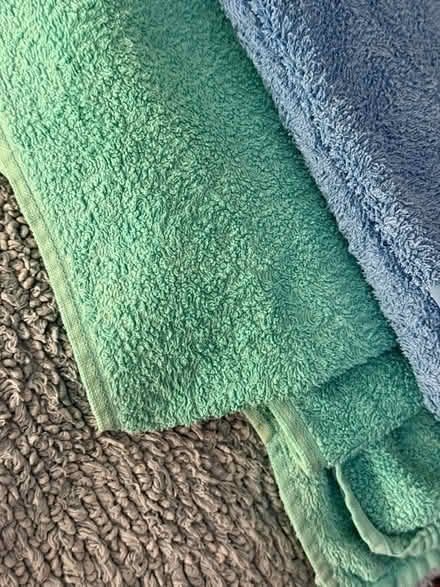 Photo of free Bedding, Towels and Bath Mats (Croham CR2) #1