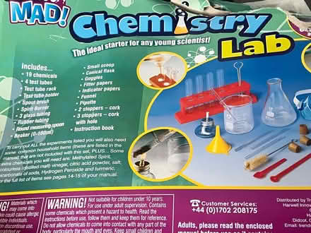 Photo of free Old chemistry experiment kit (CR8) #3