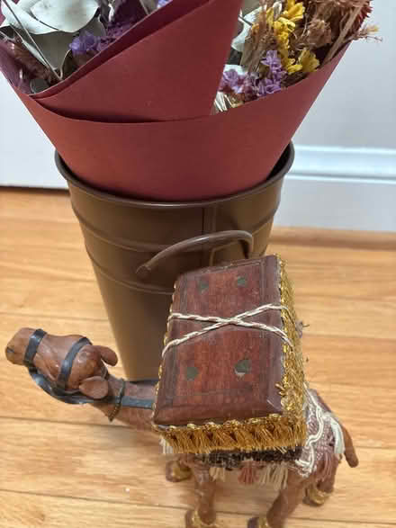 Photo of free Decorative Items (Near Friendship Heights metro) #3