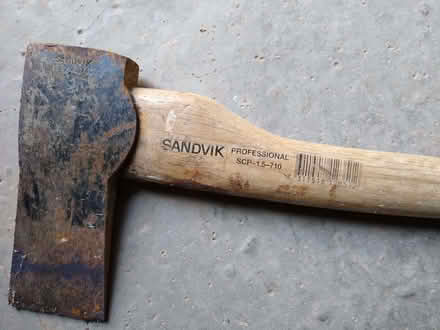 Photo of free (Chopping) Axe (Cleedownton SY8) #1