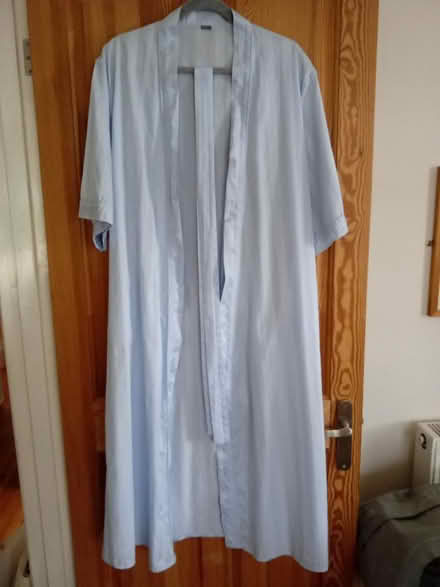Photo of free Light weight long dressing gown S/M (Barnet EN5) #1