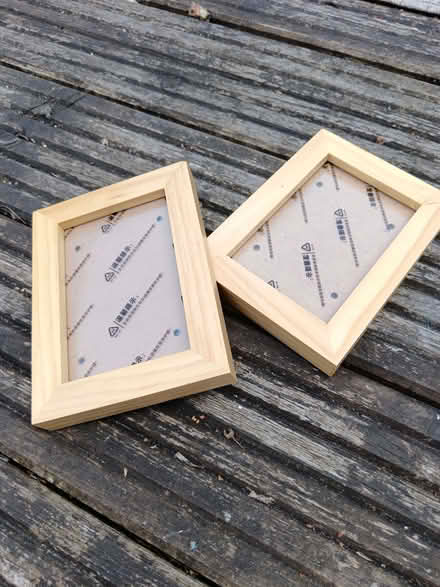 Photo of free Small wooden photo frames (Woodstock OX20) #1