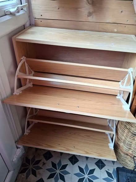 Photo of free Shoe cabinet (Bradlaugh Fields NN3) #2