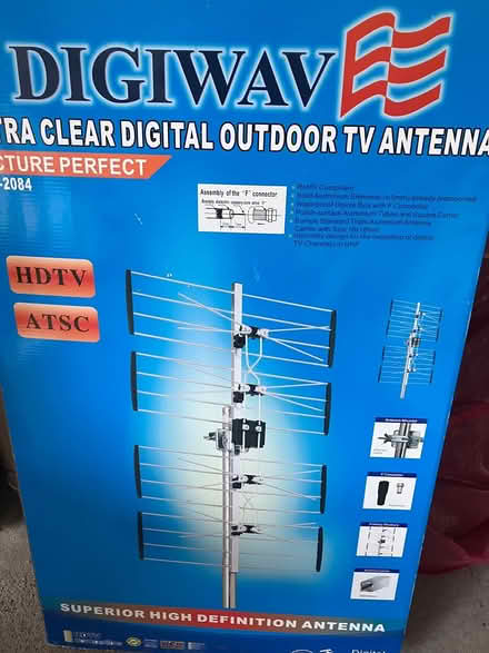 Photo of free DIGITAL TV antenna (Britannia/Terry Fox) #1