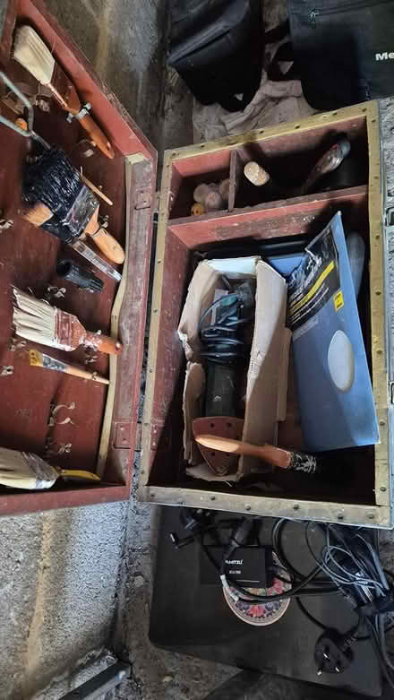 Photo of free Wooden trunk with extras (Winchester) #2