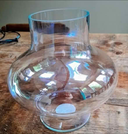 Photo of free Glass Vase (Earley RG6) #1