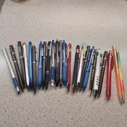 Photo of free Many Pens (Uplands / Riverside) #1