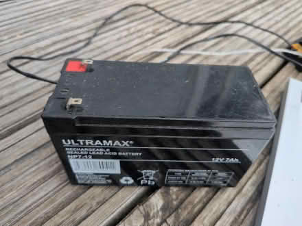 Photo of free Mini solar panel & charge control (Godalming) #4