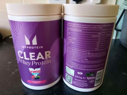Photo of free x2 tubs of whey protein (Emsworth PO10) #1