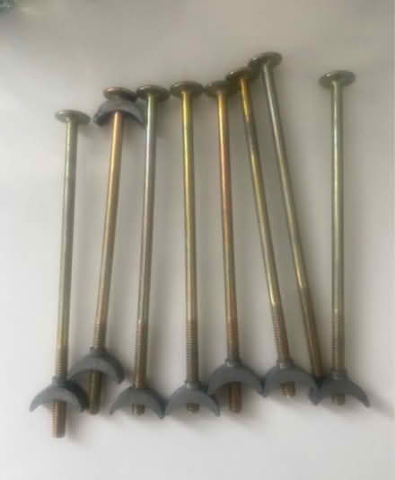 Photo of free Metal bolts x8 (Milend E14) #1