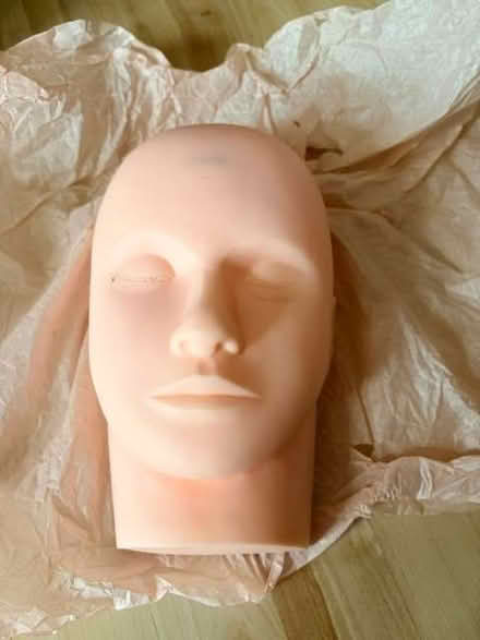 Photo of free Practice model head (Chelsea SW10) #3