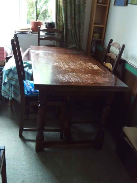 Photo of free Table (Penkridge ST19) #2