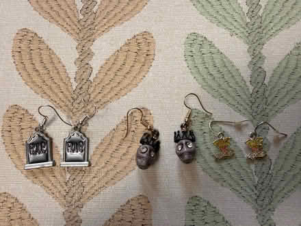 Photo of free Halloween Earrings (Erin Mills&QEW) #1