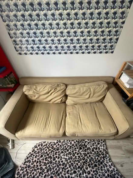 Photo of free double couch (hackney central E8) #1