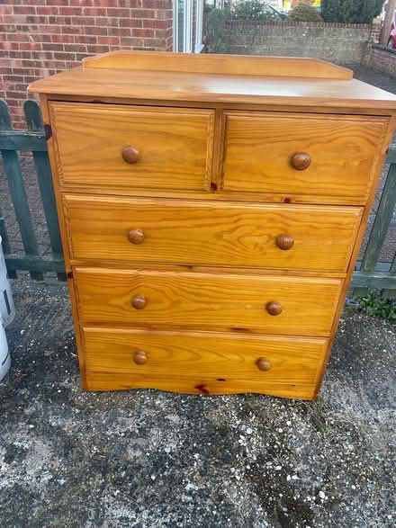 Photo of free Lovely chest of draws (Faversham ME13) #1