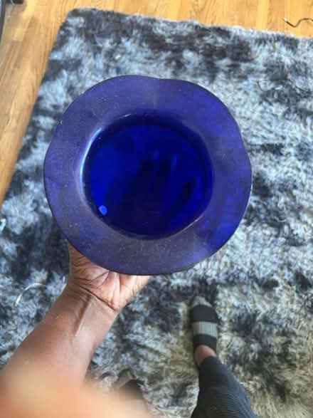 Photo of free Blue vase (Redmond) #2