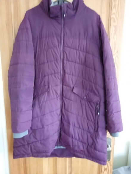Photo of free Womens padded coat XL large (Barnet EN5) #1