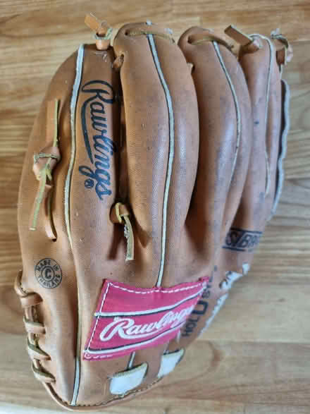 Photo of free Baseball catchers glove (Cainscross GL5) #2