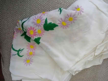 Photo of free Vintage table cloths (Horsham, near Bennetts Field) #2
