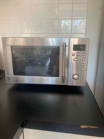 Photo of free Microwave (Tufnell Park N7) #1
