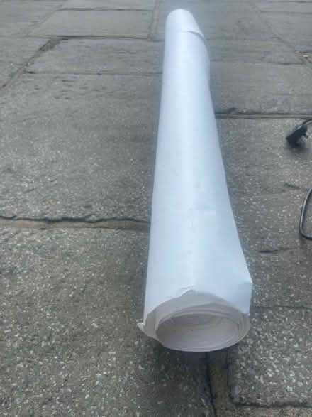 Photo of free Long roll white paper (KT10 esher) #1