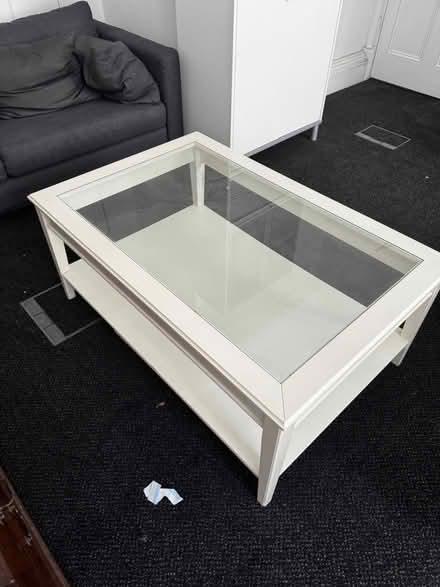 Photo of free Coffee table (w1k2re) #2