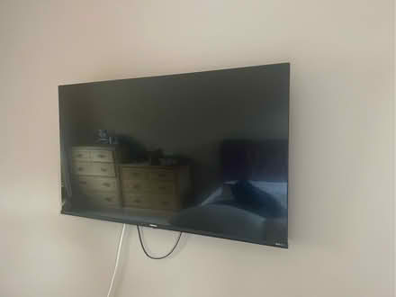 Photo of free Wall mounted tv (Ledbury HR8) #1