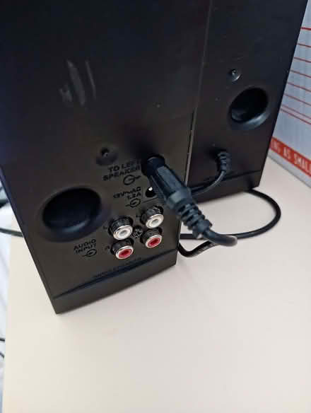Photo of free Bose Companion 2 computer speakers - left speaker distorts (Malin Bridge S6) #2