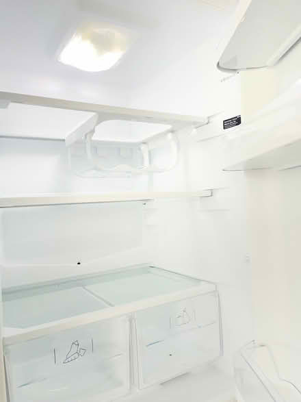 Photo of free Hotpoint integrated fridge/freezer (Foxhayes EX4) #4