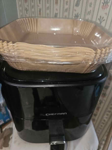Photo of free Air Fryer/Liners (Greendale, Worcester) #1