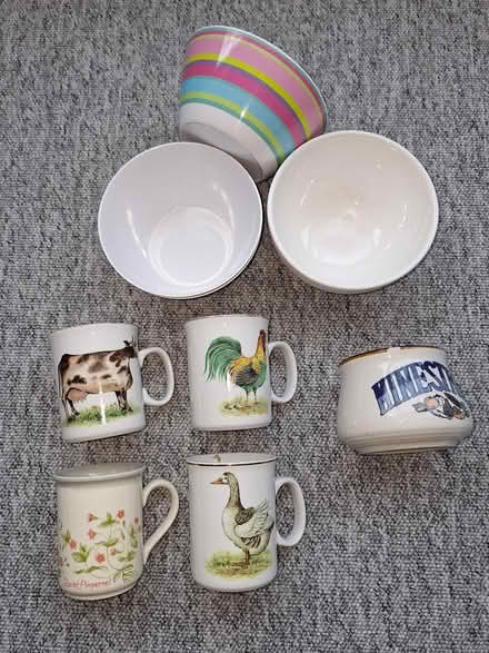 Photo of free Mugs and bowls (Chelmsford, CM1) #1