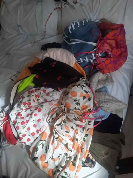 Photo of free Womens bundle of clothes 8-10 (Pendlebury M27) #1