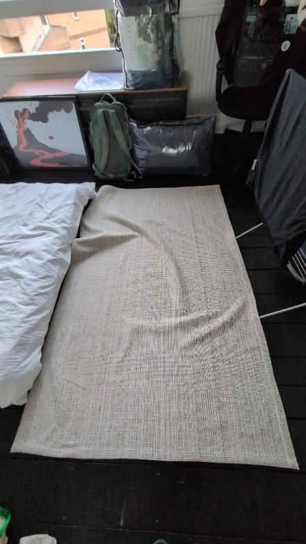 Photo of free Floor rug (Dalston E8) #1