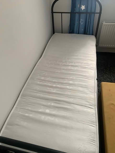 Photo of free 2 X Small Single beds (New coseley village DY4) #1