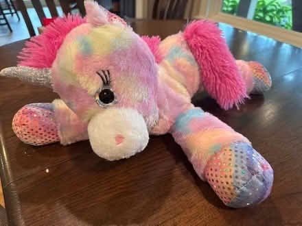 Photo of free Sparkly unicorn plush (77025) #1