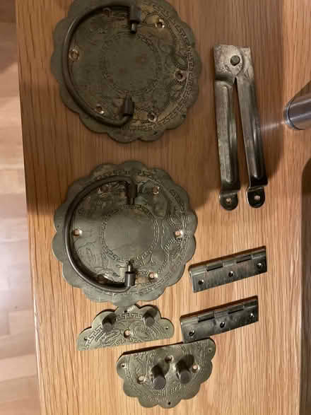 Photo of free Brass Chinese lock & hinge (Chessington KT9) #1