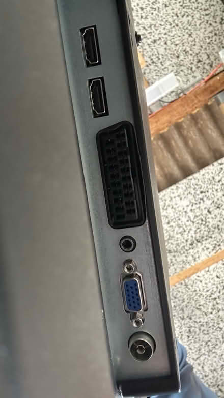 Photo of free 32” tv/dvd combo (North Baddesley SO52) #3