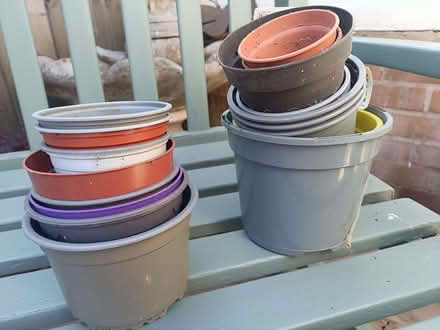 Photo of free Plastic plant pots (Chapelfields CV5) #1