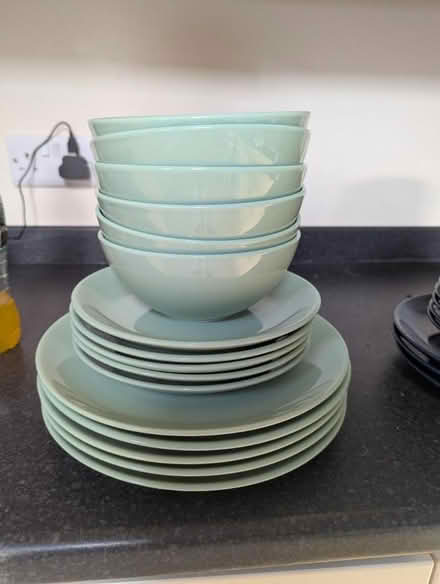 Photo of free Plate Set (CV3) #1