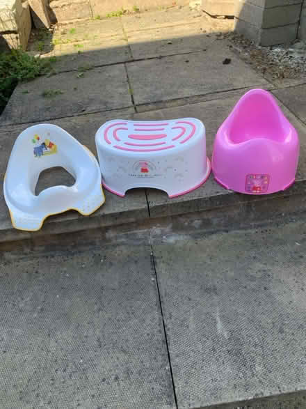 Photo of free Kids step/ pottys (Aberdeen Airyhall) #2