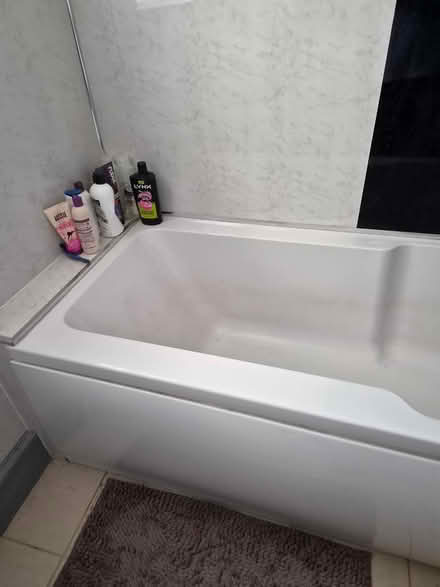 Photo of free Shower bath 1700 x 750 (Lower Hartshay DE5) #2