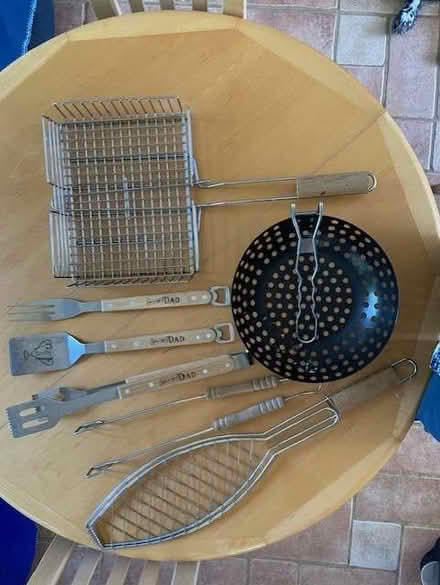 Photo of free BBQ Implements (Farnborough Park GU14) #1