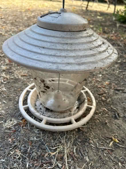 Photo of free Bird Feeder (94087) #1
