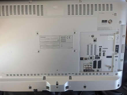 Photo of free 32in TV (Two gates B77) #2