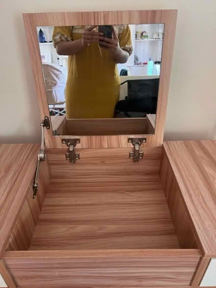 Photo of free Vanity/dressing table (WD23) #1