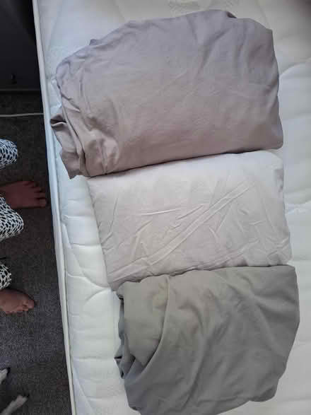 Photo of free King size bedding bundle (Repton DE65) #3