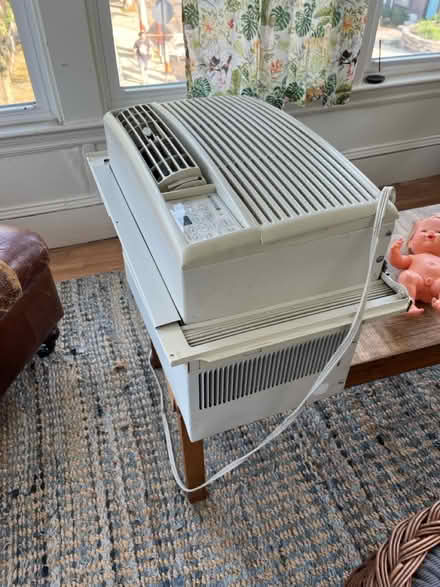 Photo of free AC unit (Winter Hill) #1