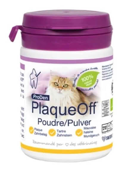 Photo of free Cat Plaque Off Powder & Treats (Congleton CW12) #3