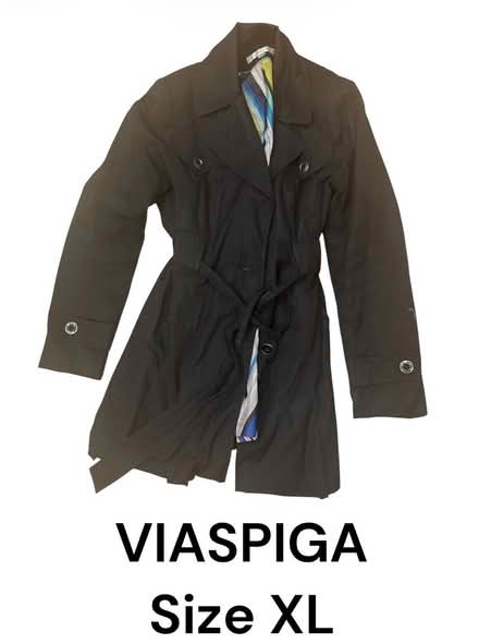 Photo of free Viaspiga Woman’s Coat (Brooklyn Storage) #1